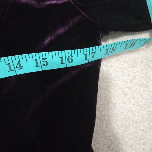 Ba Nites Eggplant Purple Velvet Ruffle Top. Size 6 - Picture 9 of 12